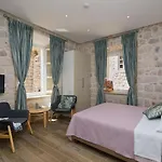 Appartement Nikol *